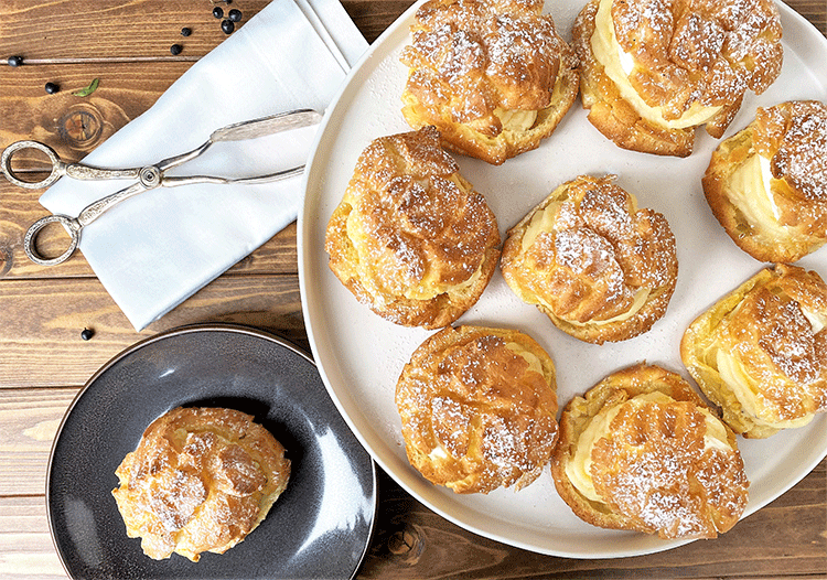 Prnices Krofne -Brandteiggebäck aus Serbien
