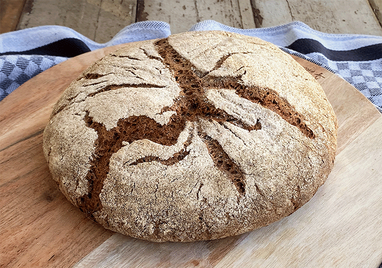 Roggen-Weizenbrot mit Sauerteig - Küchenmomente