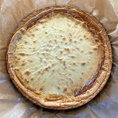 Weißer Kladdkaka gebacken