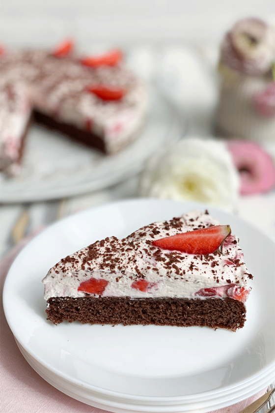 Easy Erdbeer-Schoko-Torte - Küchenmomente
