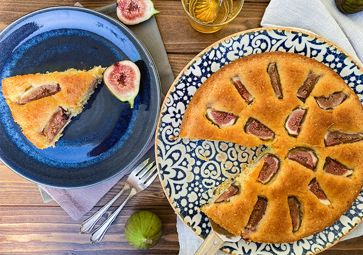 Einfacher Feigenkuchen mit Mandeln