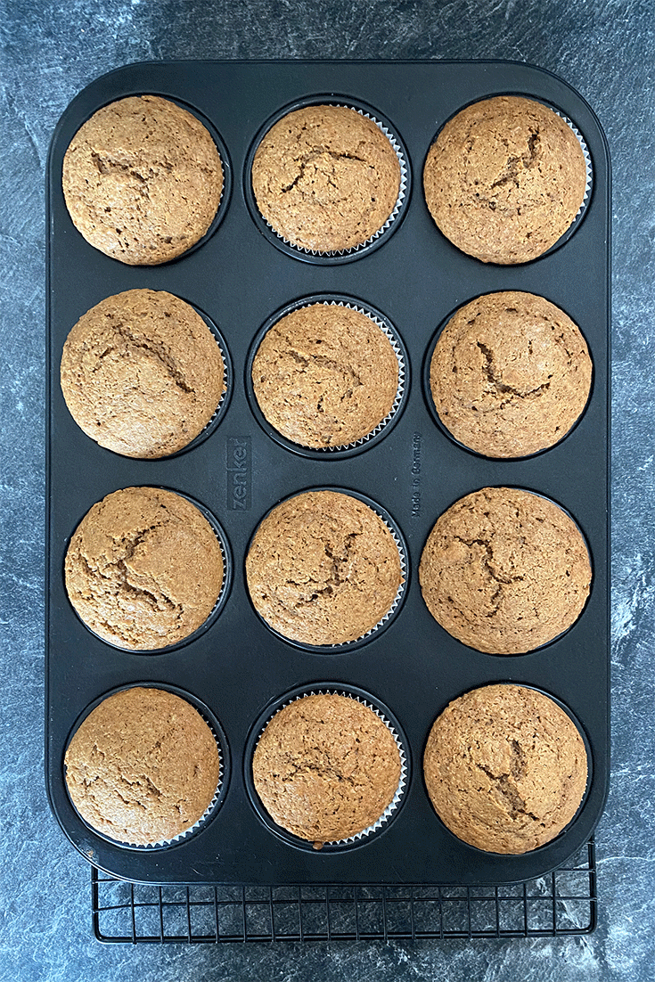 Spekulatius-Muffins gebacken