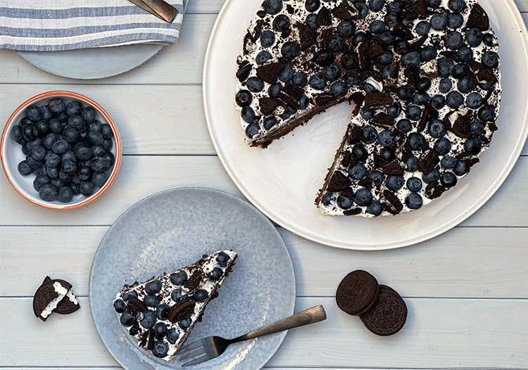 Blaubeer-Oreo-Torte