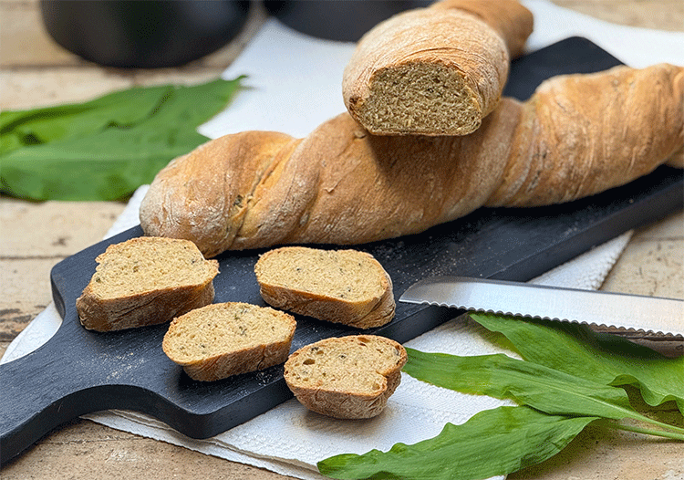 Anschnitt Bärlauch-Wurzelbrot