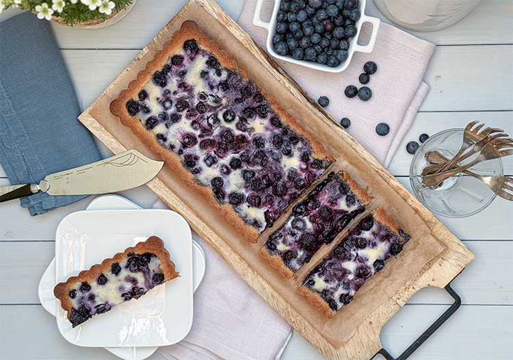 Tarte mit Heidelbeeren und Schmand-Guss
