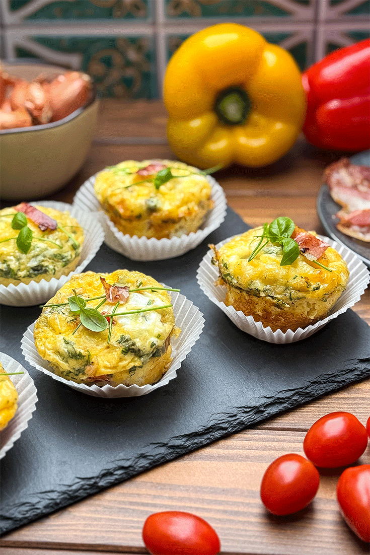Omelette-Muffins mit Speck
