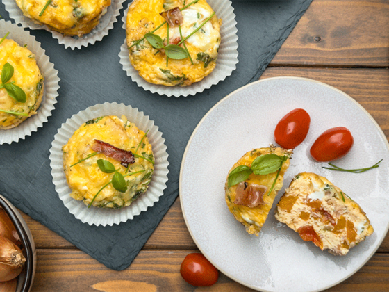 Omelette-Muffins im Anschnitt