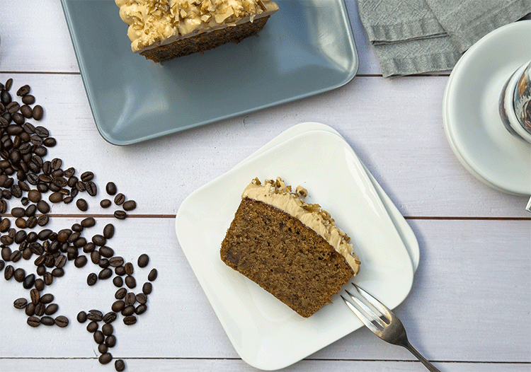 Anschnitt Walnuss-Espresso-Kuchen
