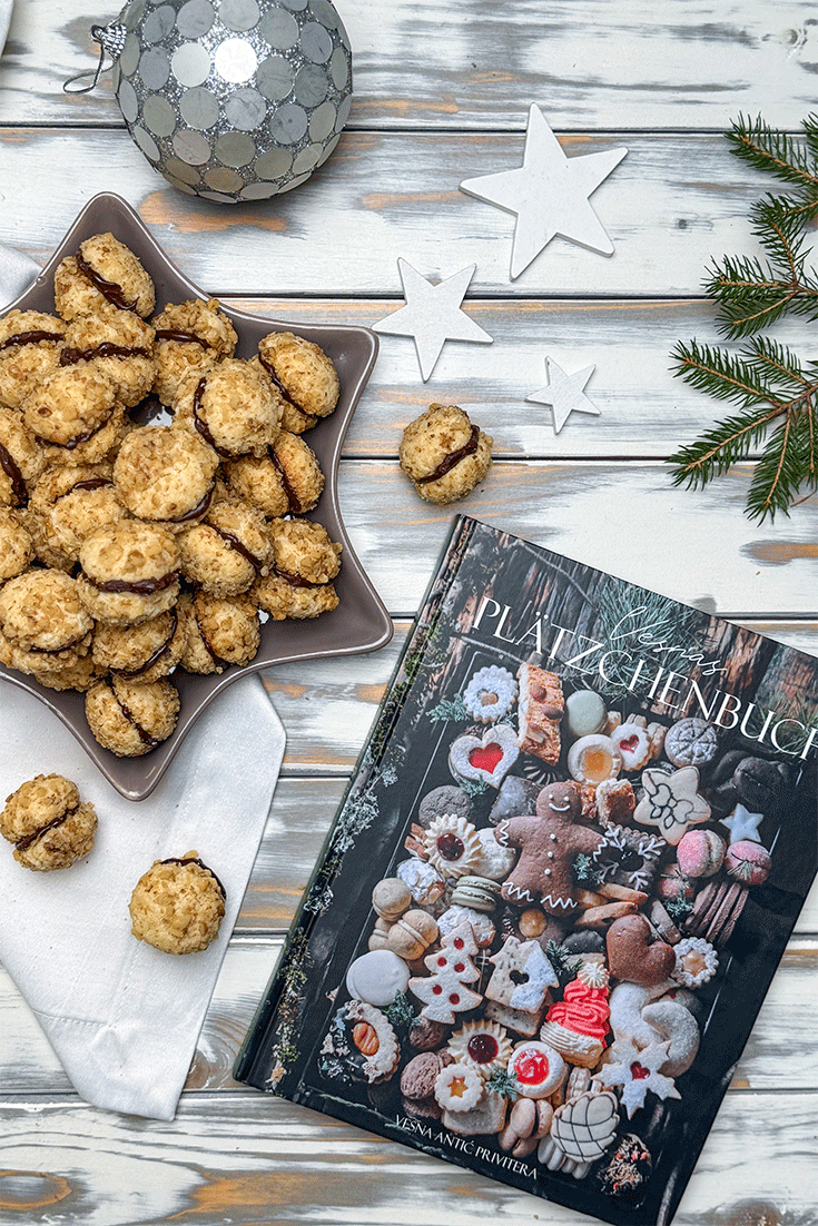 Gefüllte Walnusskugeln aus Vesnas Plätzchenbuch