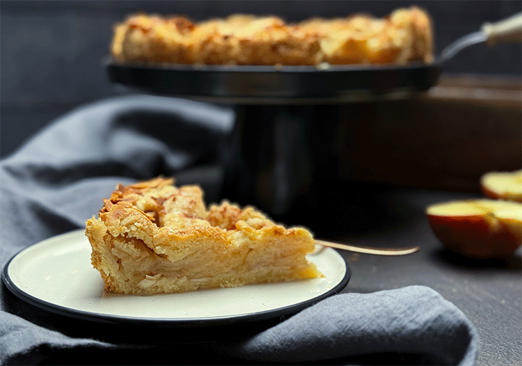 Anschnitt Apfelkuchen vegan