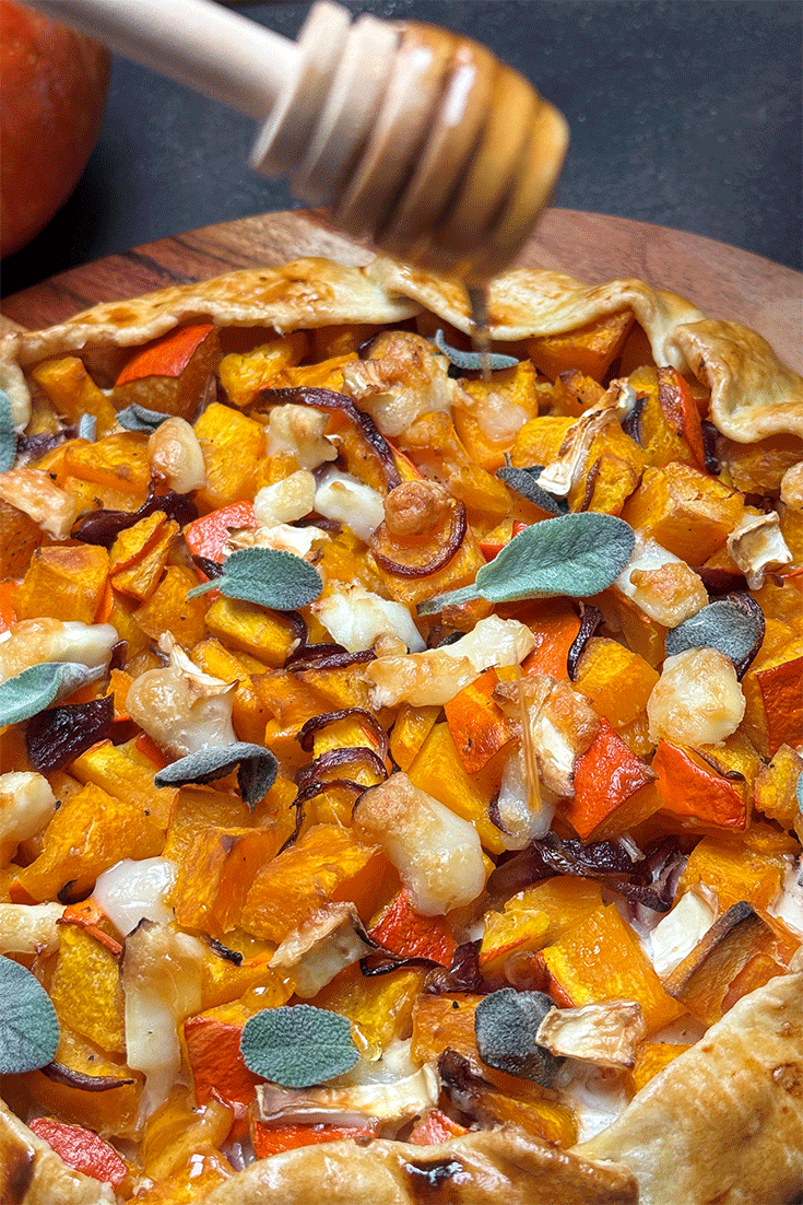 Kürbis-Galette mit Ziegenkäse und Honig