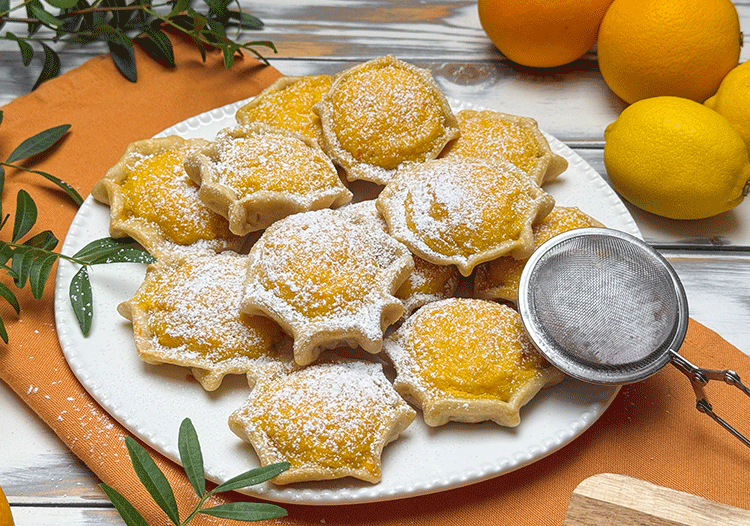 Pardulas mit Safran und Ricotta